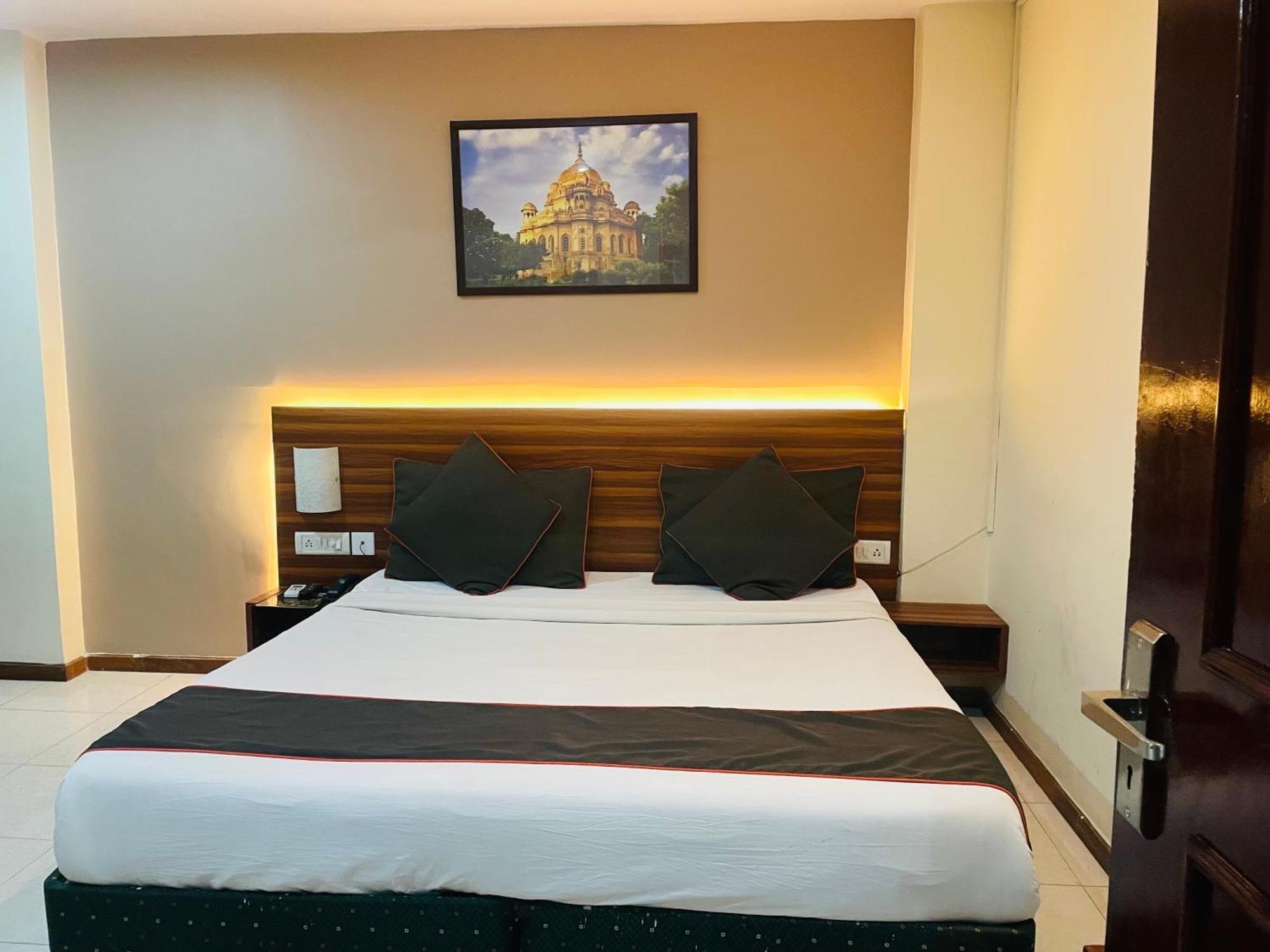 The Royal Presidency Inn Lucknow Exteriör bild