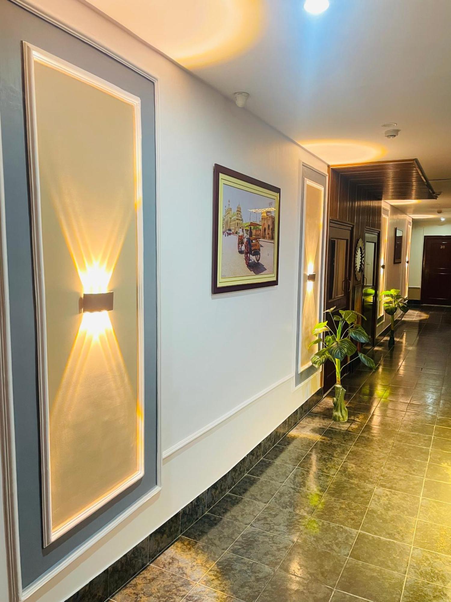 The Royal Presidency Inn Lucknow Exteriör bild